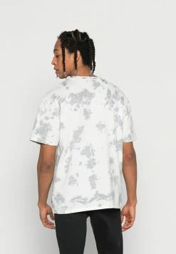 Only & Sons ONSQUEEN TEE UNISEX - Print T-shirt - White -Only & Sons shop 00bca9b4cfc34228ab6432e4d54d7f12