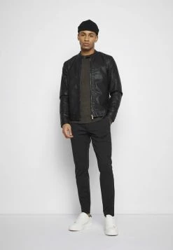 Only & Sons ONSMARK PANT STRIPE - Trousers - Black -Only & Sons shop 043e00040e6f4d12b333c94b6b84b1fe