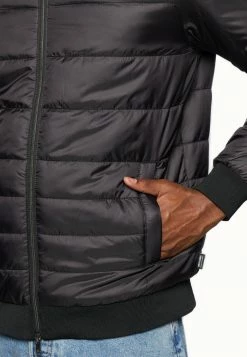 Only & Sons ONSKOBE QUILTED HOOD - Light Jacket - Black -Only & Sons shop 0d81b52f428342688c0805068b0e5227