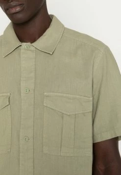 Only & Sons ONSCAIDEN OVERDYE - Shirt - Oil Green 11 Only & Sons ONSCAIDEN OVERDYE - Shirt - Oil Green -Only & Sons shop 0f8f22f781b64f4a99e7a968e9907c6a