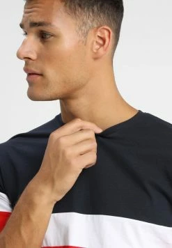 Only & Sons ONSBAILEY - Print T-shirt - Dark Navy/racing Red 11 Only & Sons ONSBAILEY - Print T-shirt - Dark Navy/racing Red -Only & Sons shop 114260cdc6ff4c4789a0264cd9e08d27