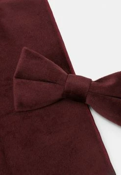 Only & Sons ONSTBOX THEO BOW TIE HANKERCHIEF SET - Pocket Square - Winetasting 17 Only & Sons ONSTBOX THEO BOW TIE HANKERCHIEF SET - Pocket Square - Winetasting -Only & Sons shop 122816f7c7fd45cab7cedd2d7b886512