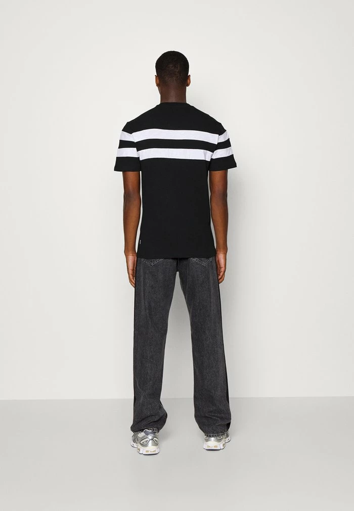 Only & Sons ONSSILAS REGULAR LOGO TEE - Print T-shirt - Black 5 Only & Sons ONSSILAS REGULAR LOGO TEE - Print T-shirt - Black - Image 3