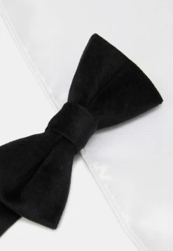 Only & Sons ONSTBOX THEO BOW TIE HANKERCHIEF SET - Pocket Square - Black/white 15 Only & Sons ONSTBOX THEO BOW TIE HANKERCHIEF SET - Pocket Square - Black/white -Only & Sons shop 1790f87667814e6fb2043078d2ed19c1