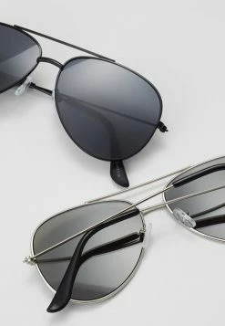 Only & Sons SUNGLASSES 2 PACK - Sunglasses - Black/silver-coloured -Only & Sons shop 1aa9b7061fb843bfa0dd4acb6ef1d5f1