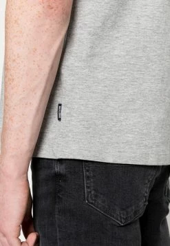 Only & Sons REG - Print T-shirt - Light Grey -Only & Sons shop 1ff2e1216da14d1c88cb811ec6392f0e