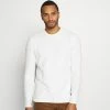 Only & Sons ONSDAN STRUCTURE CREW NECK - Jumper - Cloud Dancer -Only & Sons shop 24a69719e792406693290a38f7905b3f