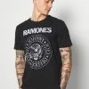 Only & Sons ONSRAMONES FRONT PRINT TEE - Print T-shirt - Black 2 Only & Sons ONSRAMONES FRONT PRINT TEE - Print T-shirt - Black -Only & Sons shop 2dd13538cdfe48b08845d993e5fd8341