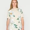 Only & Sons ONSKLOP FLORAL TEE - Print T-shirt - Beige -Only & Sons shop 31b0033df40f425cbb3952c20028987d