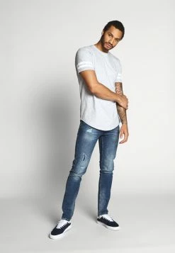 Only & Sons ONSMATT LONGY SOLID STRIPE 2 PACK - Print T-shirt - White -Only & Sons shop 3de6fd512550438ab0791a8619989e06