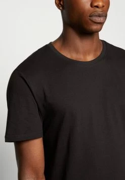 Only & Sons ONSMATT LONGY TEE 3 PACK - Basic T-shirt - Burgundy -Only & Sons shop 423be5b077734675861c9fb8e28af08e