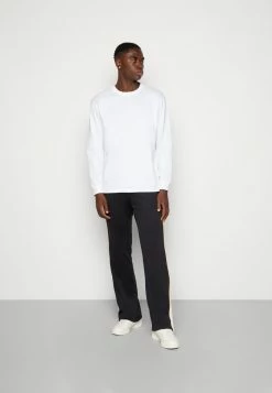 Only & Sons ONSFRED UNISEX - Long Sleeved Top - Bright White 9 Only & Sons ONSFRED UNISEX - Long Sleeved Top - Bright White -Only & Sons shop 42d909ec68b441e2aea8ae785013d314