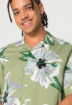 Only & Sons ONSDAN LIFE - Shirt - Oil Green 11 Only & Sons ONSDAN LIFE - Shirt - Oil Green -Only & Sons shop 42f497712b9342389f309f9107193aec