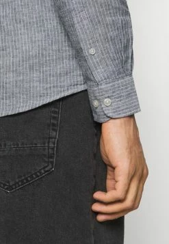 Only & Sons ONSCAIDEN STRIPE - Shirt - Mottled Grey 14 Only & Sons ONSCAIDEN STRIPE - Shirt - Mottled Grey -Only & Sons shop 4c8e2bfb448f47f38ef7df3e55250c0e