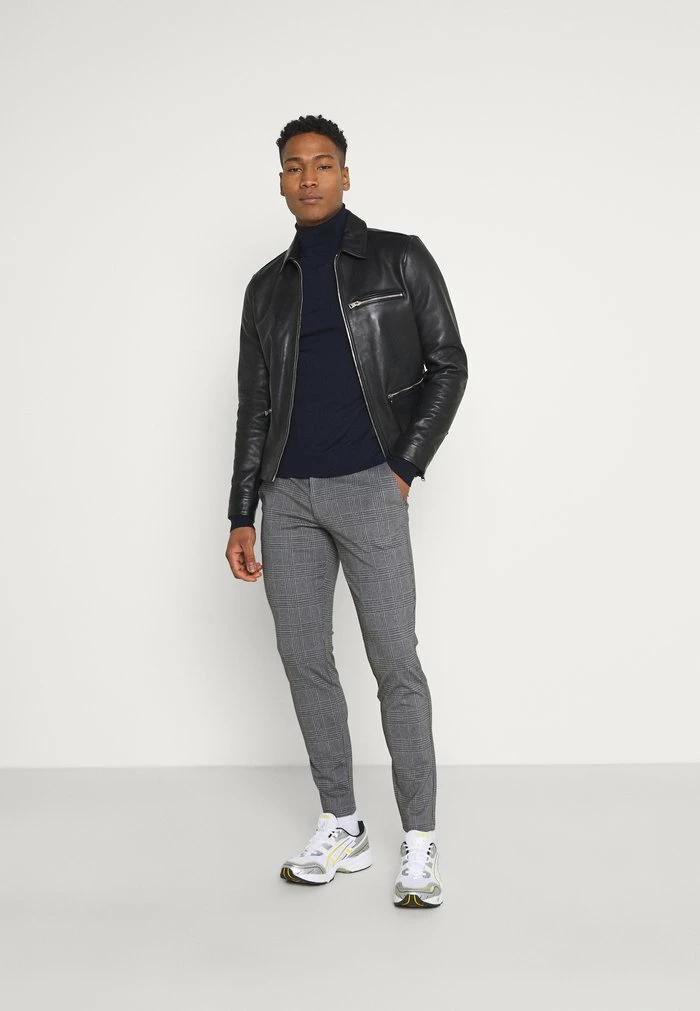 Only & Sons ONSMARK TAP PANT CHECK - Trousers - Black 4 Only & Sons ONSMARK TAP PANT CHECK - Trousers - Black - Image 2