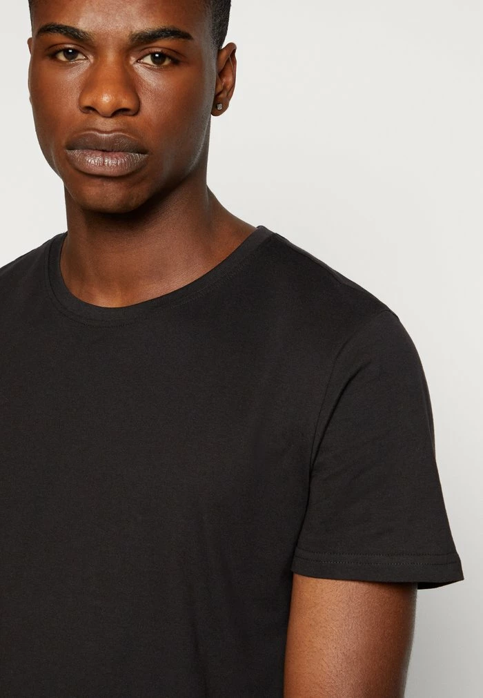 Only & Sons ONSMATT LONGY TEE 3 PACK - Basic T-shirt - White/grey/black 10 Only & Sons ONSMATT LONGY TEE 3 PACK - Basic T-shirt - White/grey/black - Image 8