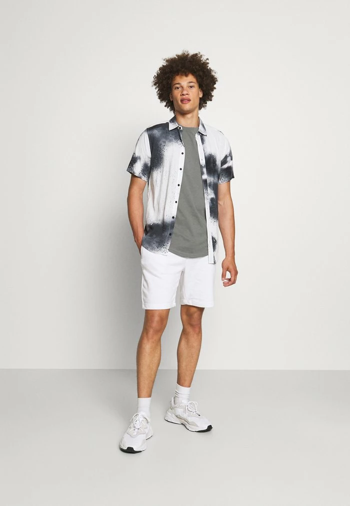 Only & Sons ONSMATT LIFE LONGY TEE 7 PACK - Basic T-shirt - Dark Blue/beige/green 3 Only & Sons ONSMATT LIFE LONGY TEE 7 PACK - Basic T-shirt - Dark Blue/beige/green