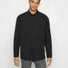 Only & Sons ONSSANE SOLID - Formal Shirt - Black -Only & Sons shop 5c951d5b08a34839a7025cad3d9e4761