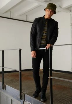 Only & Sons ONSLOOM BLACK - Slim Fit Jeans - Black Denim -Only & Sons shop 61028aac741a4381ac53b6f2b4857408