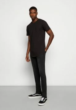 Only & Sons ONSMATT LONGY TEE 3 PACK - Basic T-shirt - Burgundy -Only & Sons shop 64fa5ad0ec5b493f91324ab337659ca3