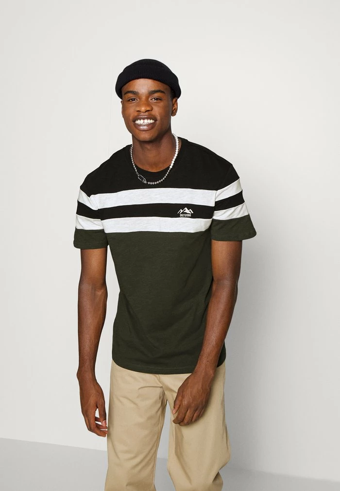 Only & Sons ONSSILAS REGULAR LOGO TEE - Print T-shirt - Black/khaki 6 Only & Sons ONSSILAS REGULAR LOGO TEE - Print T-shirt - Black/khaki - Image 4