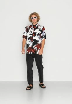 Only & Sons ONSBILLY LIFE SHIRT - Shirt - Black -Only & Sons shop 6b27acc711f945eebcff0d800650210b