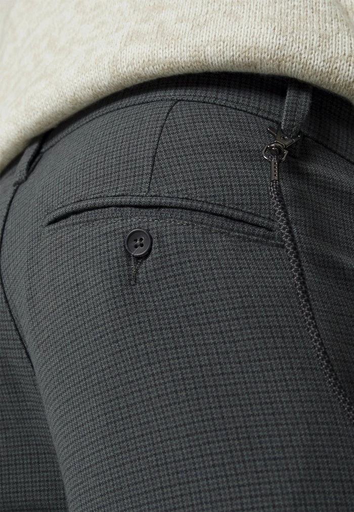 Only & Sons ONSPETE SLIM PANTS - Trousers - Grey Pinstripe 6 Only & Sons ONSPETE SLIM PANTS - Trousers - Grey Pinstripe - Image 4