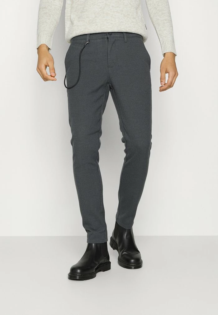 Only & Sons ONSPETE SLIM PANTS - Trousers - Grey Pinstripe 3 Only & Sons ONSPETE SLIM PANTS - Trousers - Grey Pinstripe