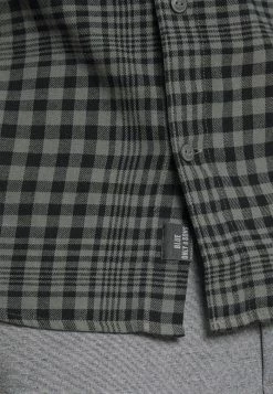 Only & Sons ONSTASH CHECK - Shirt - Castor Gray -Only & Sons shop 73aa2ec8309445b2bb0fcc874b7bf26d