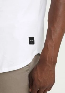 Only & Sons ONSMATT LIFE LONGY TEE 7 PACK - Basic T-shirt - White/black/light Grey Melange 15 Only & Sons ONSMATT LIFE LONGY TEE 7 PACK - Basic T-shirt - White/black/light Grey Melange -Only & Sons shop 793337c191c74253baeea057ce5730e8