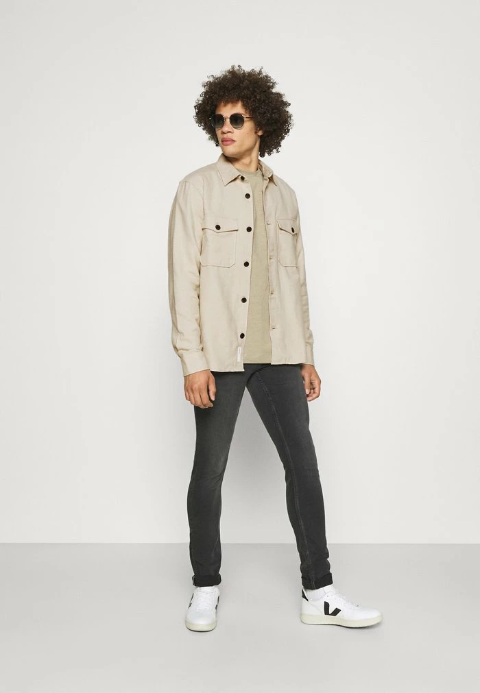 Only & Sons MILO LIFE SOLID OVERSHIRT NOOS - Summer Jacket - Pelican 4 Only & Sons MILO LIFE SOLID OVERSHIRT NOOS - Summer Jacket - Pelican - Image 2