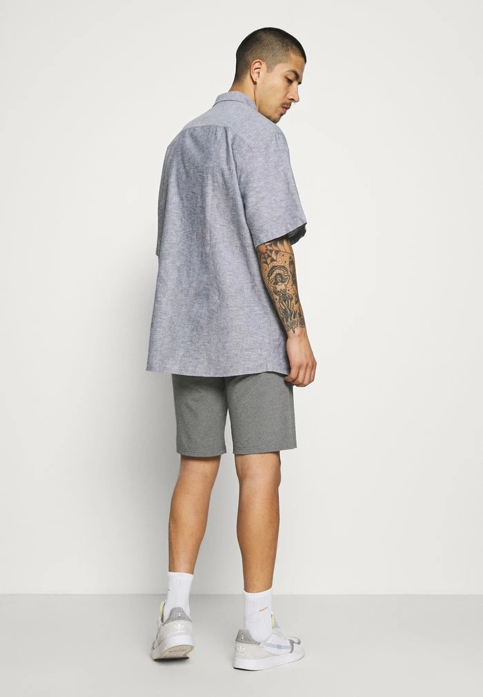 Only & Sons ONSMARK - Shorts - Medium Grey Melange 5 Only & Sons ONSMARK - Shorts - Medium Grey Melange - Image 3