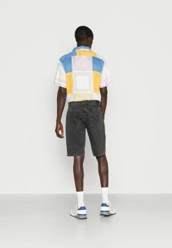 Only & Sons ONSAVI - Denim Shorts - Black Denim 9 Only & Sons ONSAVI - Denim Shorts - Black Denim -Only & Sons shop 81226a41383e4e8ea0b1be9f8df14783