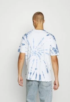 Only & Sons Print T-shirt - White/tie Dye -Only & Sons shop 82493fb782e64bb3ae8ea01e08b84e0b