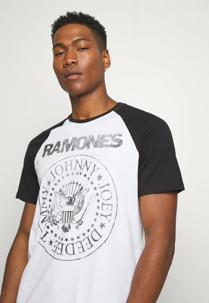 Only & Sons ONSRAMONES FRONT PRINT TEE - Print T-shirt - White 6 Only & Sons ONSRAMONES FRONT PRINT TEE - Print T-shirt - White - Image 4