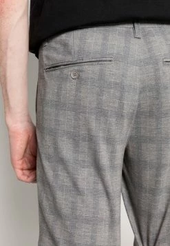 Only & Sons ONSMARK - Shorts - Chinchilla -Only & Sons shop 88eae425bed841f69e2179a248484556