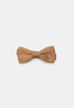 Only & Sons ONSTHEO BOW TIE SET - Bow Tie - Brown Sugar -Only & Sons shop 986a6147c2e94a61a6d4a1911663e3c9