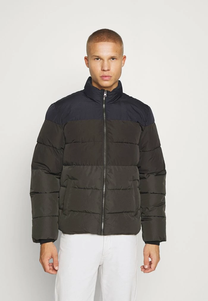 Only & Sons ONSMELVIN LIFE JACKET - Light Jacket - Dark Navy/phantom 3 Only & Sons ONSMELVIN LIFE JACKET - Light Jacket - Dark Navy/phantom