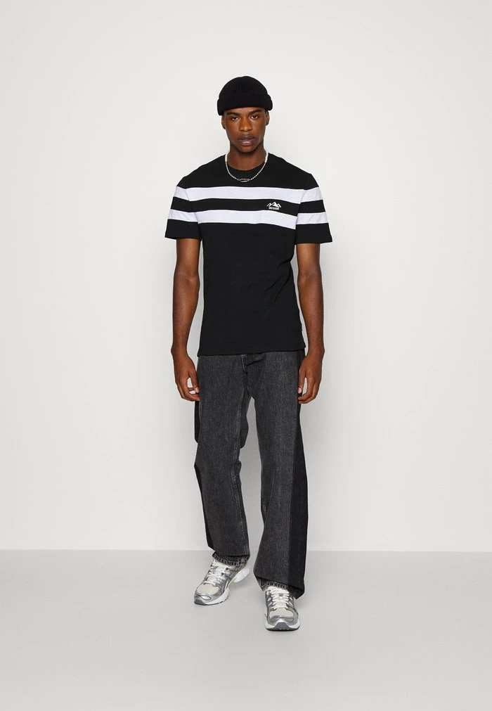 Only & Sons ONSSILAS REGULAR LOGO TEE - Print T-shirt - Black 4 Only & Sons ONSSILAS REGULAR LOGO TEE - Print T-shirt - Black - Image 2