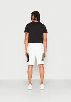Only & Sons NICOLAS - Shorts - Star White -Only & Sons shop a0c5fca24b114af6822731225b01f518