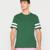 Only & Sons ONSSQUID COLORBLOCK TEE - Print T-shirt - Dark Green 1 Only & Sons ONSSQUID COLORBLOCK TEE - Print T-shirt - Dark Green -Only & Sons shop a1e29c7a071a4842a0cf4d179013ae57