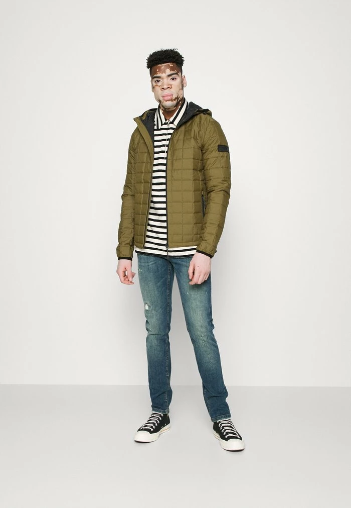 Only & Sons ONSLOOM LIFE - Slim Fit Jeans - Blue Denim 4 Only & Sons ONSLOOM LIFE - Slim Fit Jeans - Blue Denim - Image 2