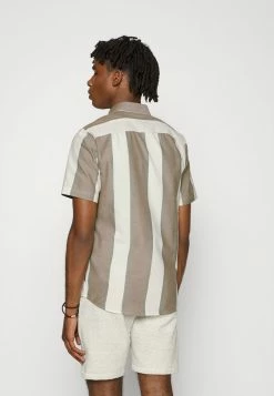 Only & Sons ONSTRAVIS BOLD - Shirt - Teak -Only & Sons shop a30f2e37b1e04eed946ab4df2ebf4fb1