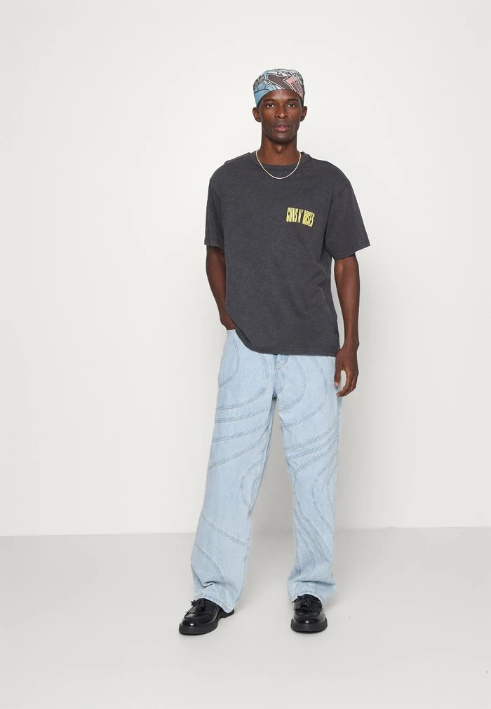 Only & Sons ONSGUNSNROSES LIFE TEE - Print T-shirt - Phantom 4 Only & Sons ONSGUNSNROSES LIFE TEE - Print T-shirt - Phantom - Image 2