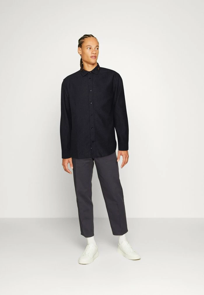 Only & Sons ONSBAIN - Shirt - Black 4 Only & Sons ONSBAIN - Shirt - Black - Image 2