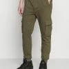 Only & Sons ONSKIAN KENDRICK PANT - Tracksuit Bottoms - Olive Night 1 Only & Sons ONSKIAN KENDRICK PANT - Tracksuit Bottoms - Olive Night -Only & Sons shop ad473984cd18463fab528f8dd6ad1ea4