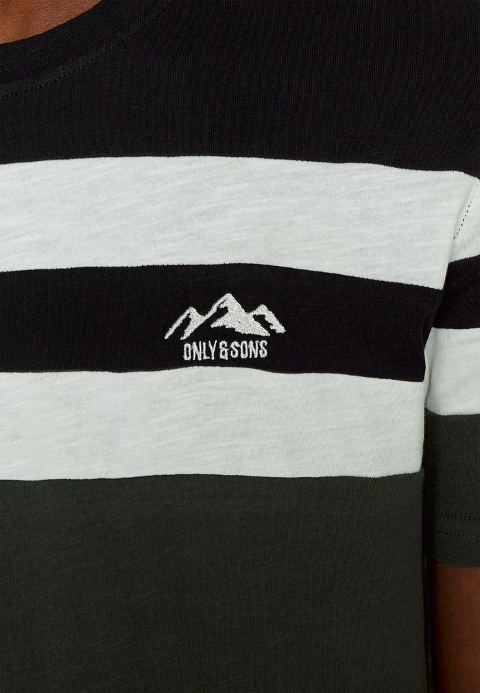 Only & Sons ONSSILAS REGULAR LOGO TEE - Print T-shirt - Black/khaki 8 Only & Sons ONSSILAS REGULAR LOGO TEE - Print T-shirt - Black/khaki - Image 6