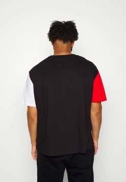 Only & Sons ONSSILAS PRINCE TEE - Print T-shirt - Black -Only & Sons shop b8720aa2ad5d493ba704b1df3af1301a