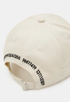 Only & Sons ONSHARVEY NUMBER UNISEX - Cap - Off-white -Only & Sons shop b959e3c88f214fdc886be8513e1ab3e7