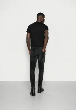 Only & Sons ONSLOOM BLACK WASHED - Jeans Tapered Fit - Black Denim -Only & Sons shop ba29383220524f42bc25f3b55625e713